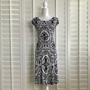 👗 ENFOCUS Studio Dress